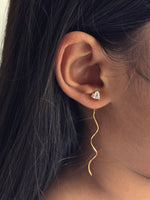 Heart Solitaire Curly Sui Dhaaga Earrings