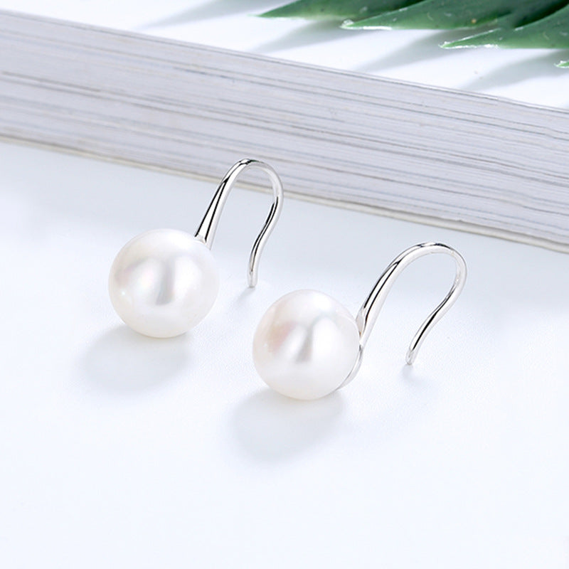 One Pearl Wonder Danglers