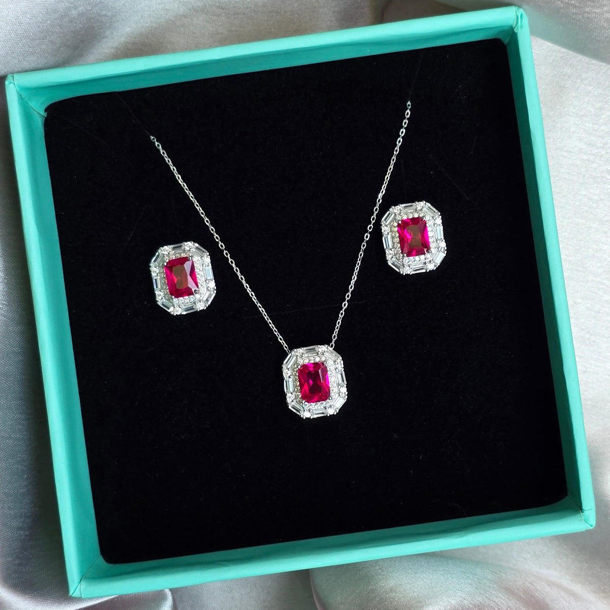 Silver Enchanted Emerald Set - Exclusive Combo Price