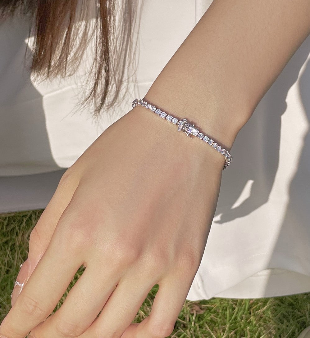 Sparkling Solitaire Tennis Bracelet - 3mm