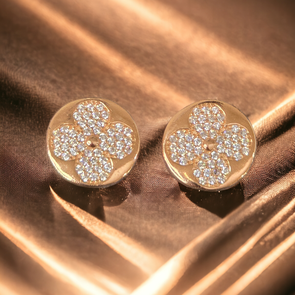 Flat Clover Earrings